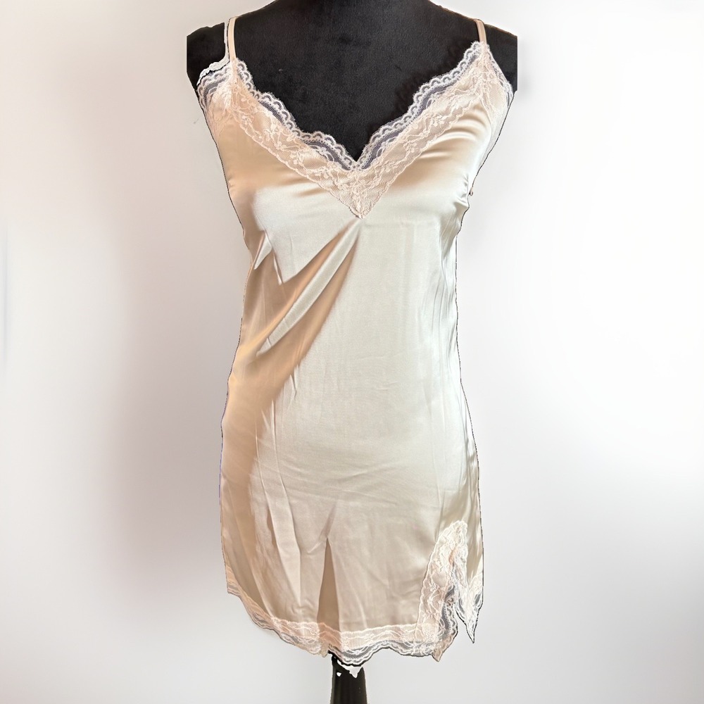 Song of Style by Aimee Song Beige Satin Slip Womens A Lace Trim With Straps